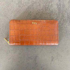 NWOT Lauren Ralph Lauren Zip Wallet